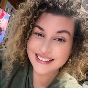 Meet your Posher, Ashli